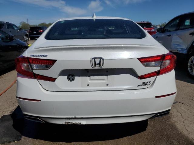 Photo 5 VIN: 1HGCV2F3XJA053121 - HONDA ACCORD 