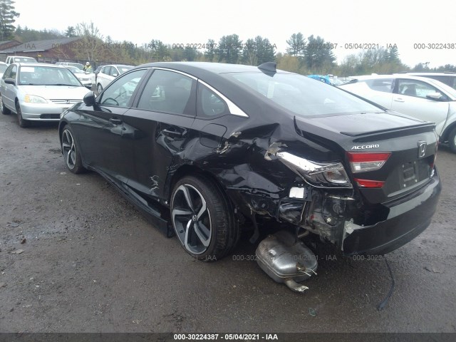 Photo 2 VIN: 1HGCV2F3XKA001215 - HONDA ACCORD SEDAN 