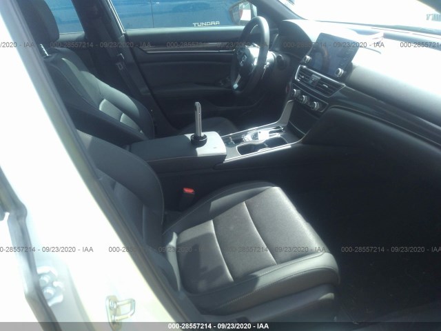 Photo 4 VIN: 1HGCV2F3XLA022163 - HONDA ACCORD SEDAN 