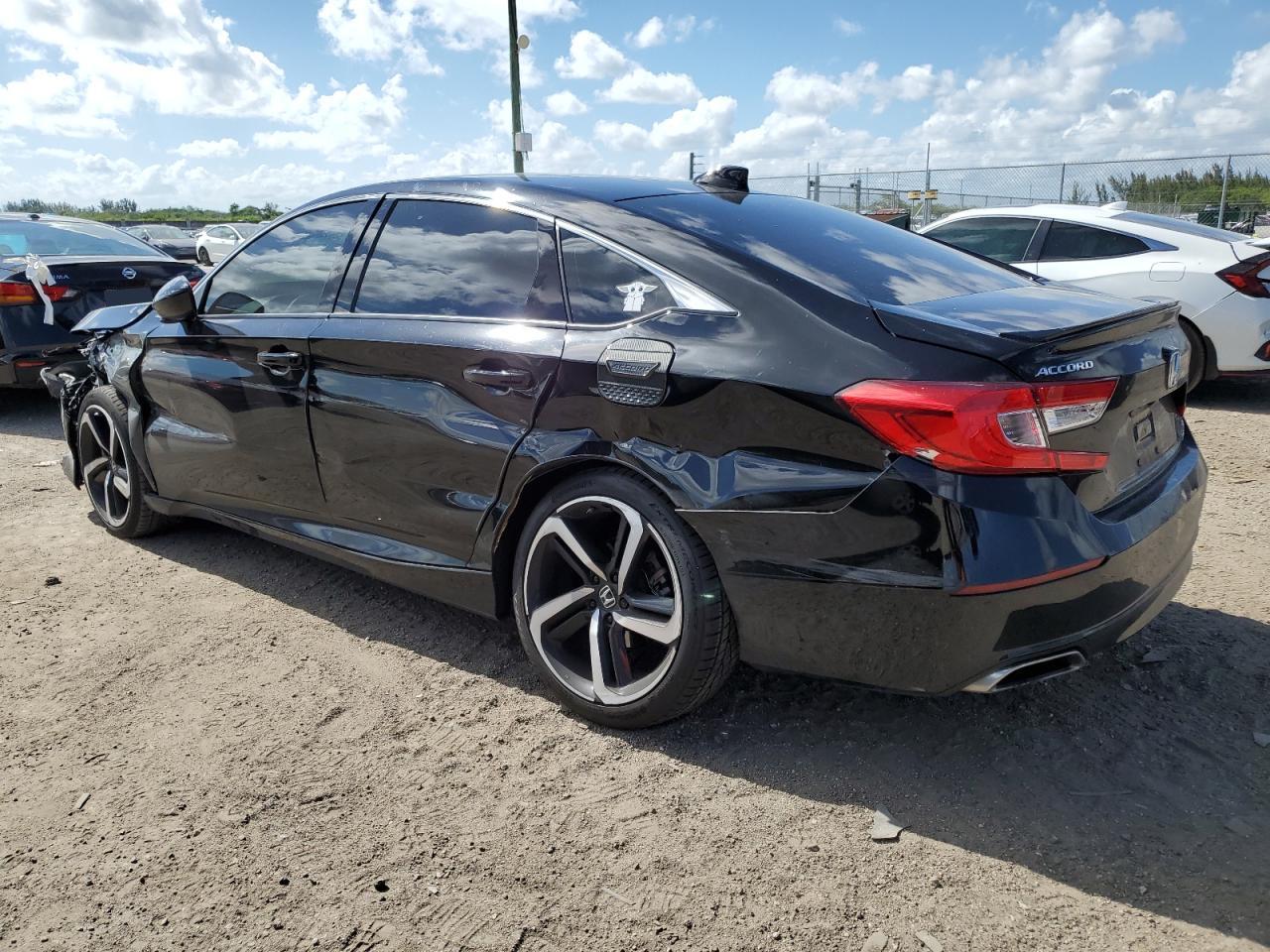 Photo 1 VIN: 1HGCV2F3XNA016592 - HONDA ACCORD 