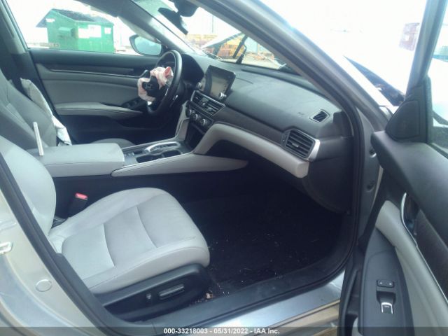 Photo 4 VIN: 1HGCV2F52JA021782 - HONDA ACCORD SEDAN 