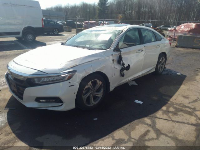 Photo 1 VIN: 1HGCV2F52KA017815 - HONDA ACCORD SEDAN 