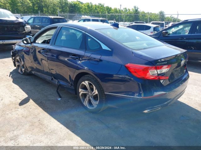 Photo 2 VIN: 1HGCV2F54JA033657 - HONDA ACCORD 