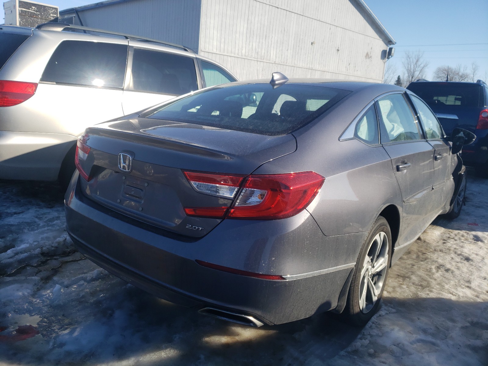 Photo 3 VIN: 1HGCV2F55JA023879 - HONDA ACCORD EXL 