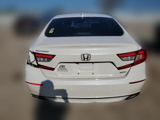 Photo 5 VIN: 1HGCV2F57JA001088 - HONDA ACCORD 