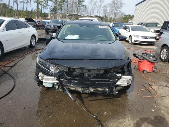 Photo 4 VIN: 1HGCV2F58JA002718 - HONDA ACCORD 