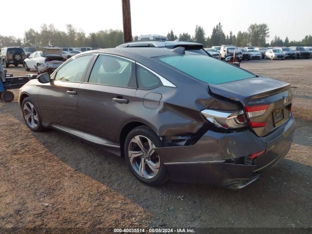 Photo 2 VIN: 1HGCV2F58JA042605 - HONDA ACCORD 