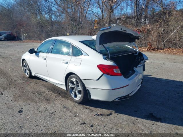 Photo 2 VIN: 1HGCV2F5XJA011291 - HONDA ACCORD 