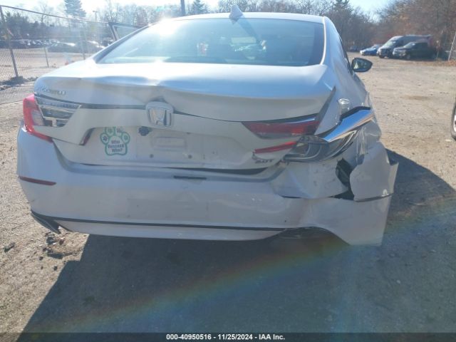 Photo 5 VIN: 1HGCV2F5XJA011291 - HONDA ACCORD 