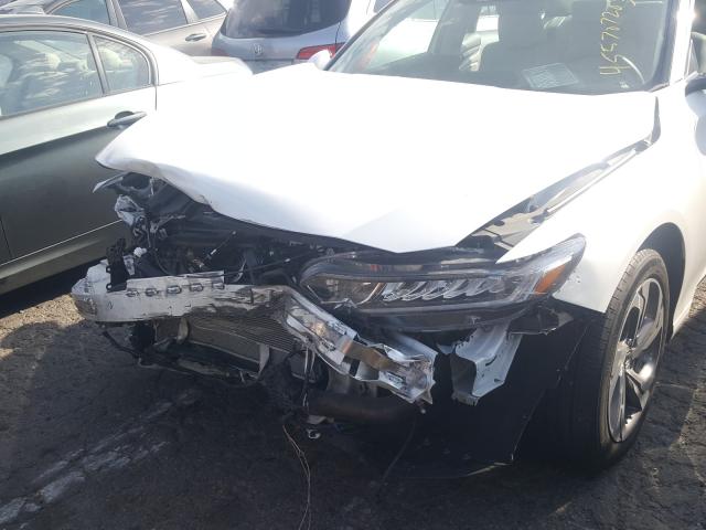 Photo 8 VIN: 1HGCV2F5XJA022694 - HONDA ACCORD EXL 