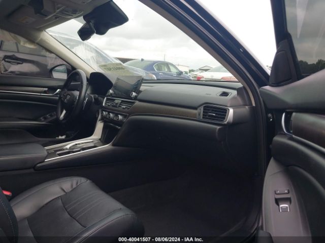 Photo 4 VIN: 1HGCV2F62JA013125 - HONDA ACCORD 