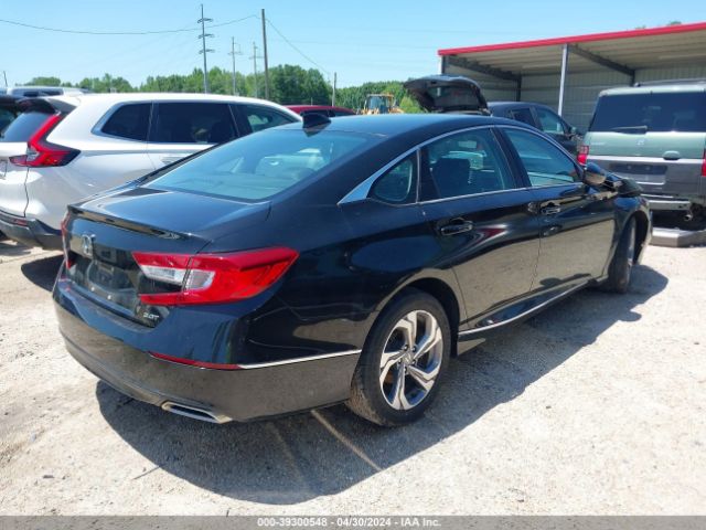 Photo 3 VIN: 1HGCV2F62JA032239 - HONDA ACCORD 