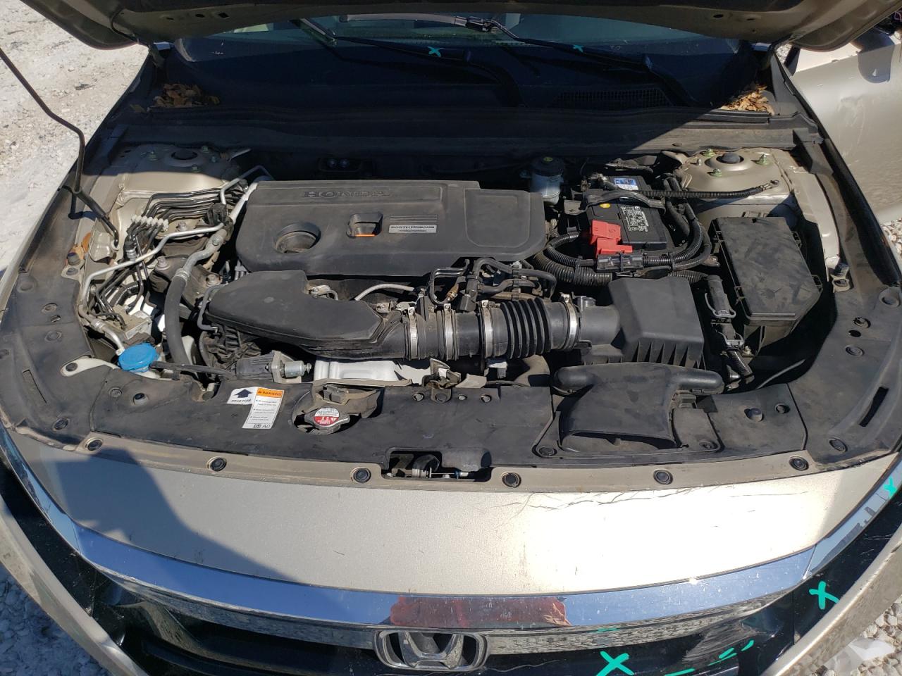 Photo 10 VIN: 1HGCV2F64JA010047 - HONDA ACCORD 