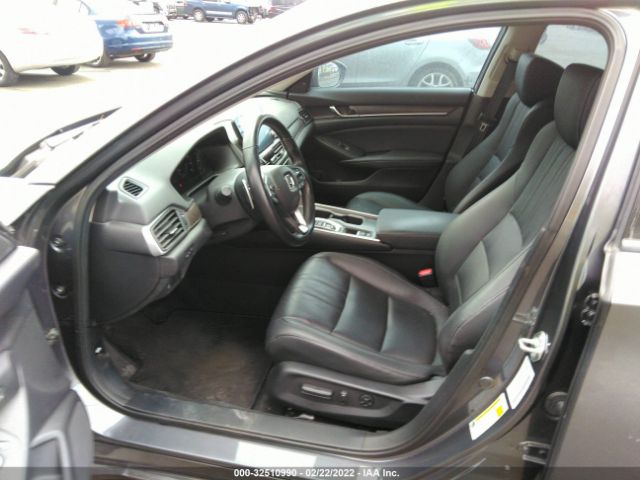 Photo 6 VIN: 1HGCV2F67JA013928 - HONDA ACCORD SEDAN 