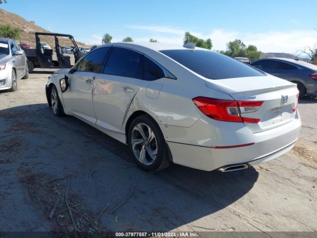 Photo 2 VIN: 1HGCV2F6XJA024776 - HONDA ACCORD 