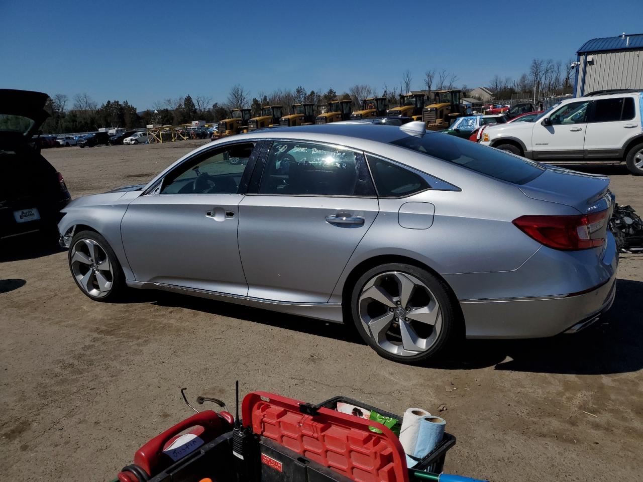 Photo 1 VIN: 1HGCV2F90KA013023 - HONDA ACCORD 