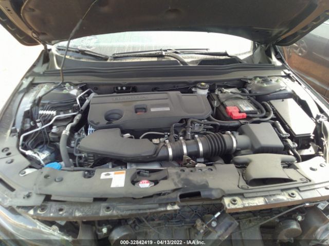 Photo 9 VIN: 1HGCV2F91JA018388 - HONDA ACCORD SEDAN 