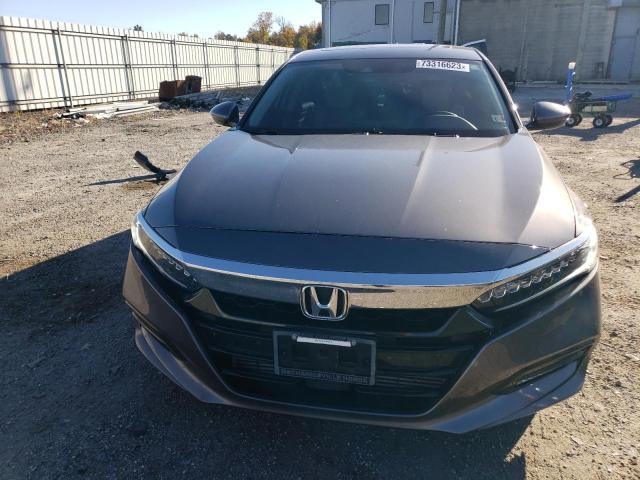 Photo 4 VIN: 1HGCV2F91JA018827 - HONDA ACCORD 