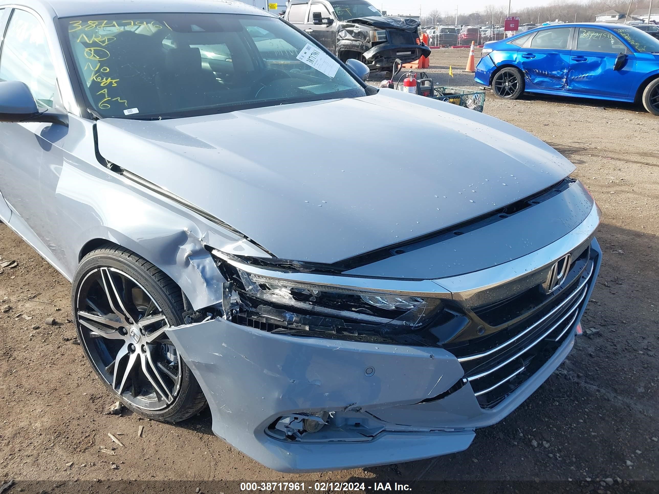 Photo 16 VIN: 1HGCV2F91NA009373 - HONDA ACCORD 