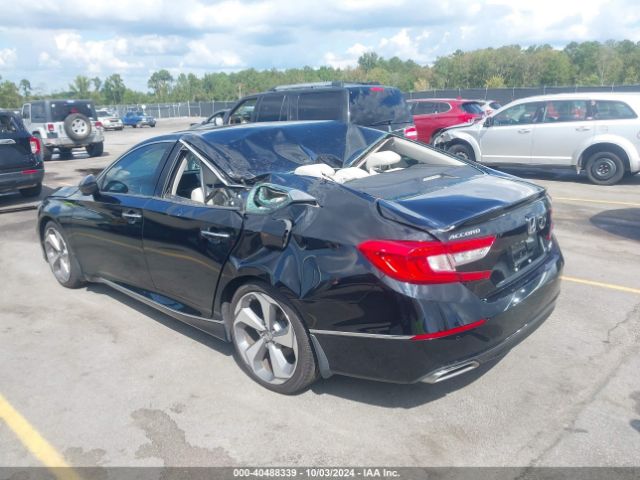 Photo 2 VIN: 1HGCV2F92JA050637 - HONDA ACCORD 