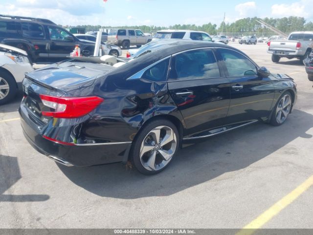 Photo 3 VIN: 1HGCV2F92JA050637 - HONDA ACCORD 