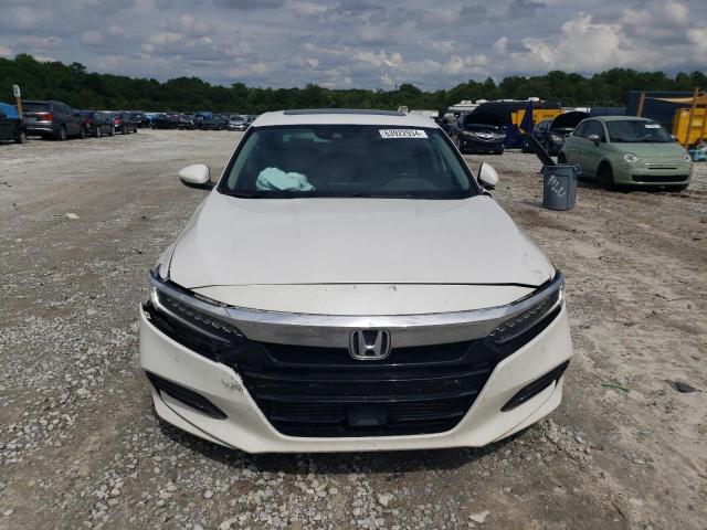 Photo 4 VIN: 1HGCV2F93JA002127 - HONDA ACCORD TOU 