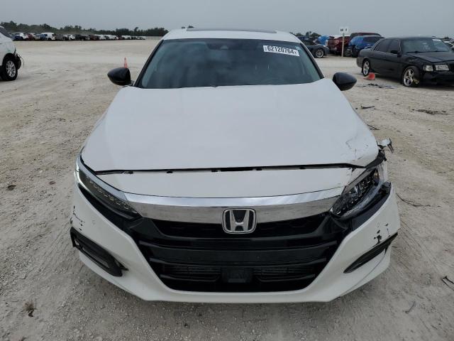 Photo 4 VIN: 1HGCV2F93JA048587 - HONDA ACCORD TOU 