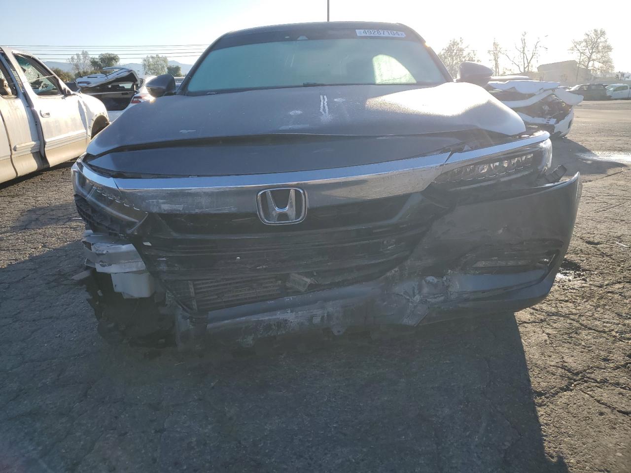 Photo 4 VIN: 1HGCV2F93JA048783 - HONDA ACCORD 