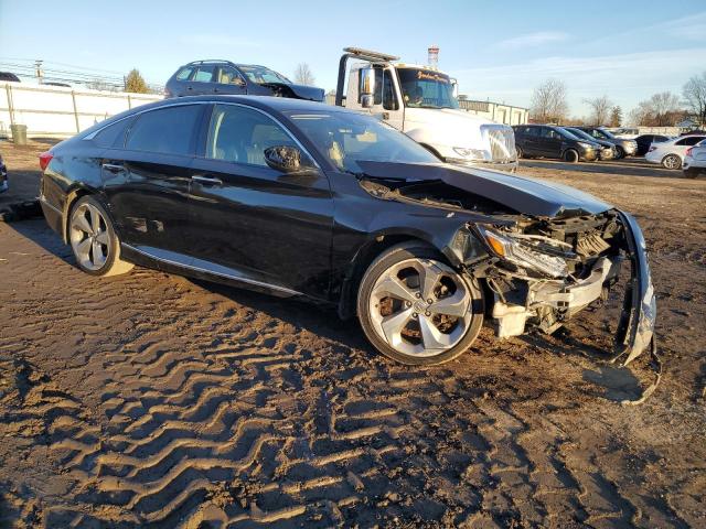 Photo 3 VIN: 1HGCV2F96JA016815 - HONDA ACCORD 