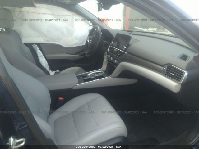 Photo 4 VIN: 1HGCV2F96JA019715 - HONDA ACCORD SEDAN 