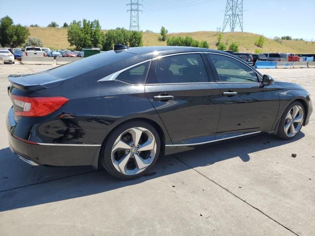 Photo 2 VIN: 1HGCV2F97JA001854 - HONDA ACCORD 