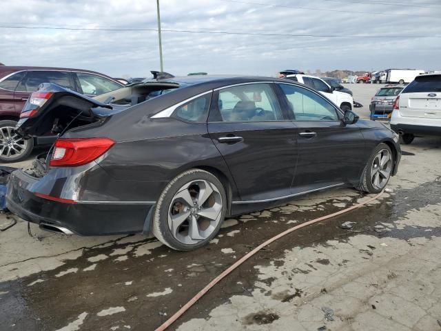 Photo 2 VIN: 1HGCV2F97JA011767 - HONDA ACCORD 