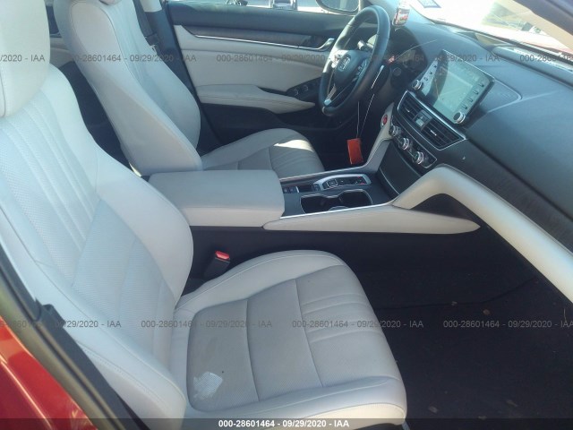 Photo 4 VIN: 1HGCV2F9XJA045623 - HONDA ACCORD SEDAN 