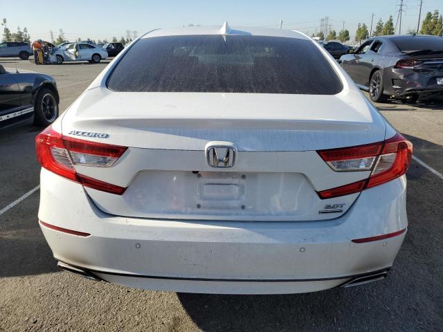 Photo 5 VIN: 1HGCV2F9XJA051034 - HONDA ACCORD 