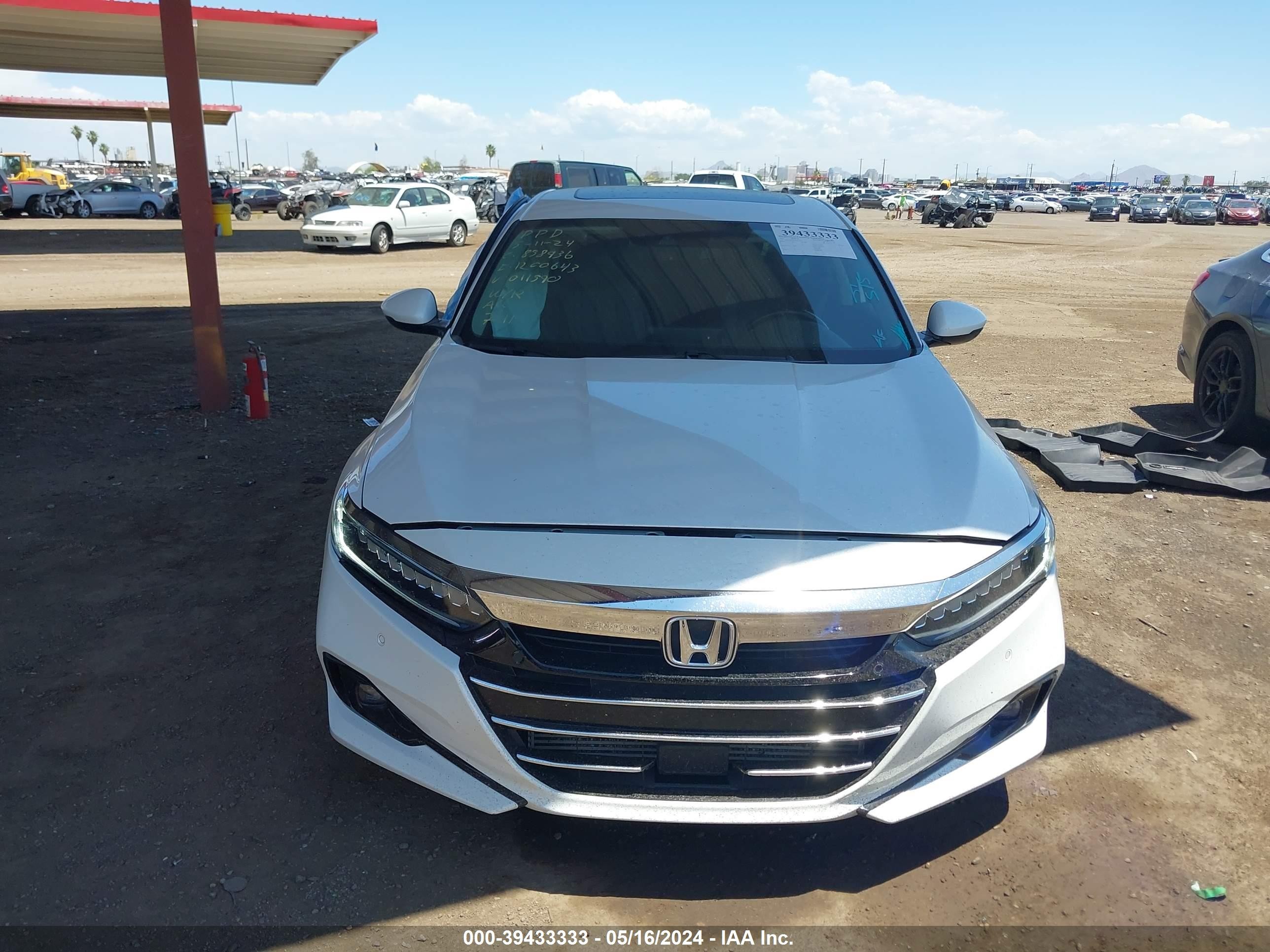 Photo 11 VIN: 1HGCV2F9XMA011590 - HONDA ACCORD 