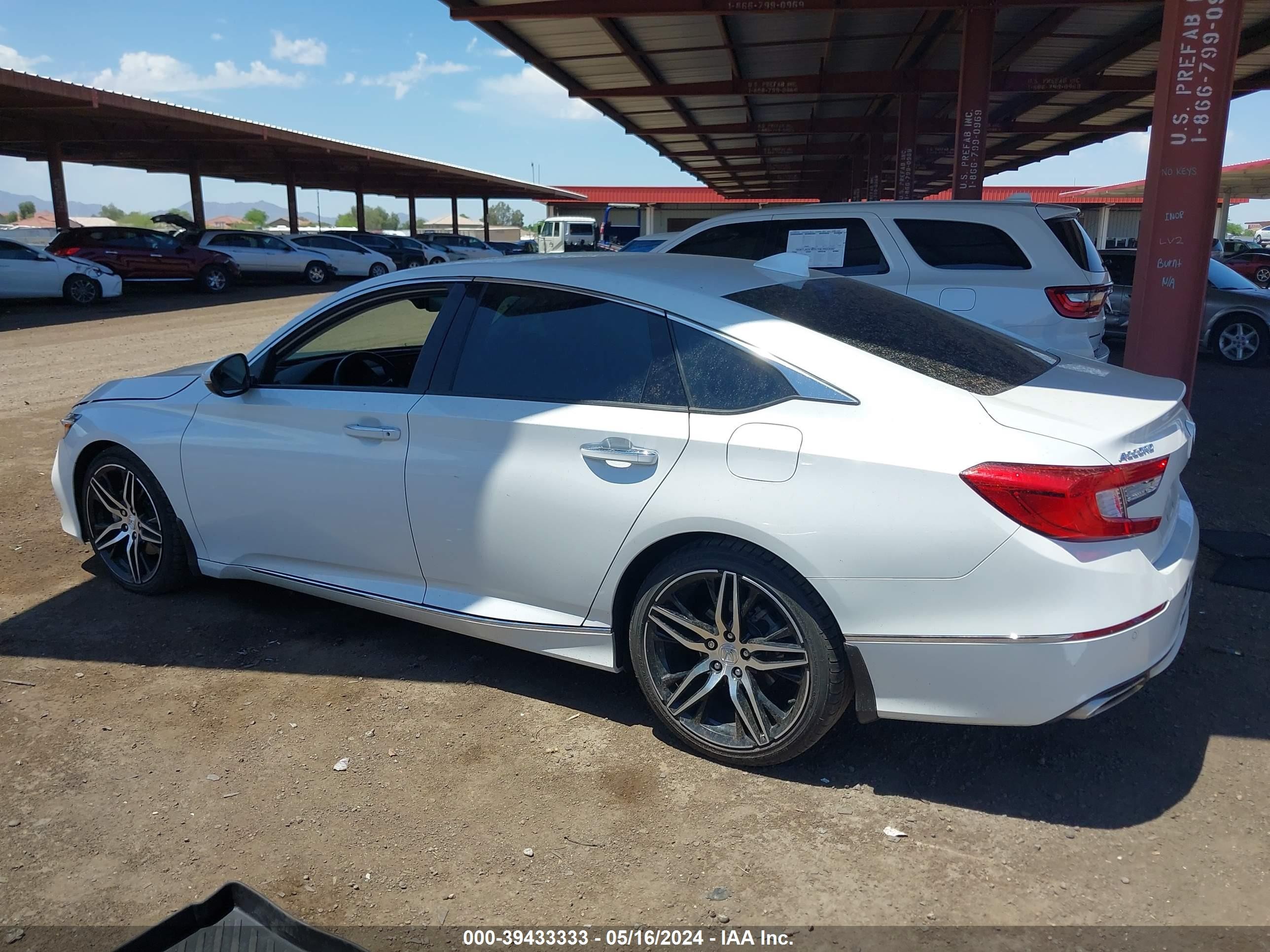 Photo 13 VIN: 1HGCV2F9XMA011590 - HONDA ACCORD 