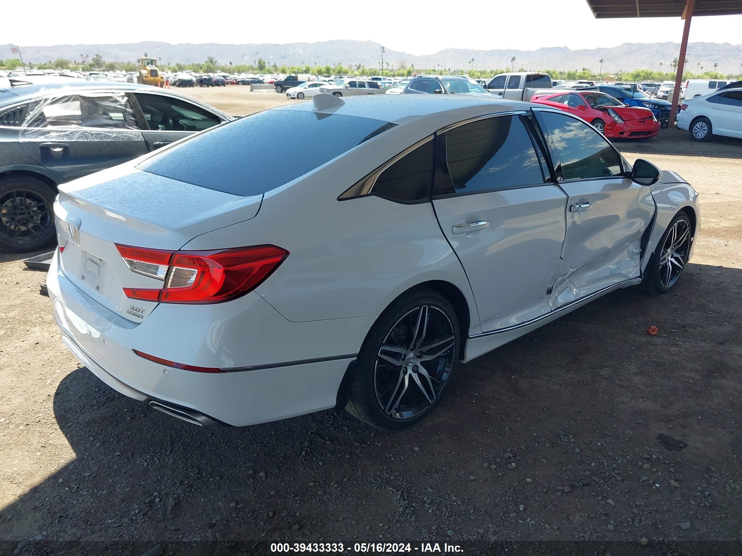 Photo 3 VIN: 1HGCV2F9XMA011590 - HONDA ACCORD 