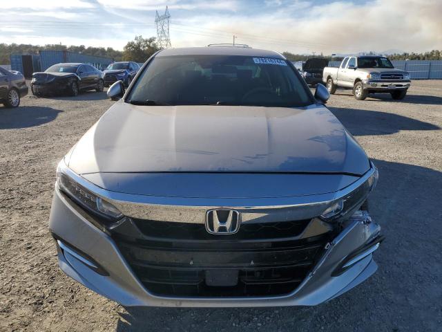 Photo 4 VIN: 1HGCV3F11KA001351 - HONDA ACCORD HYB 