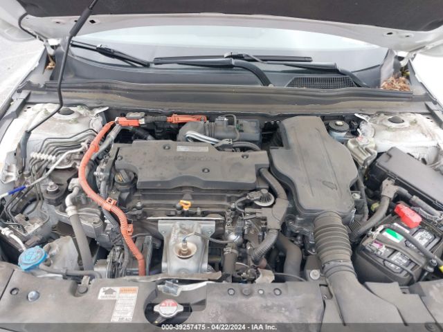 Photo 9 VIN: 1HGCV3F15JA012996 - HONDA ACCORD HYBRID 