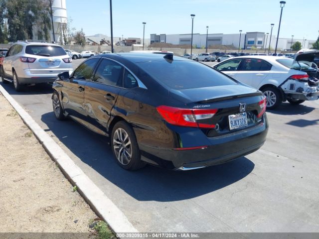 Photo 2 VIN: 1HGCV3F16MA018570 - HONDA ACCORD 