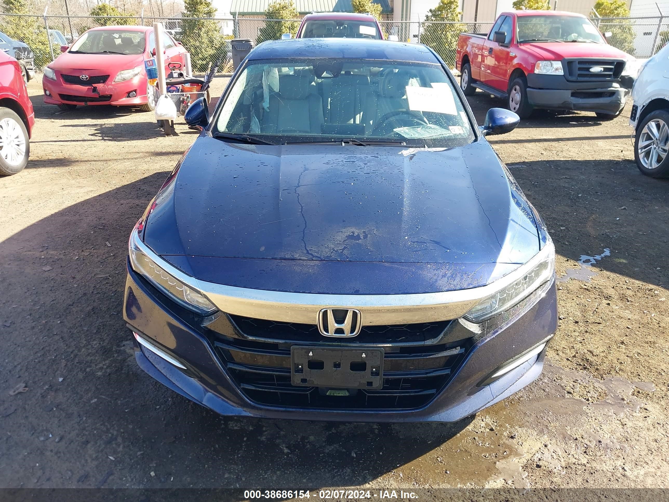 Photo 11 VIN: 1HGCV3F17KA003931 - HONDA ACCORD 