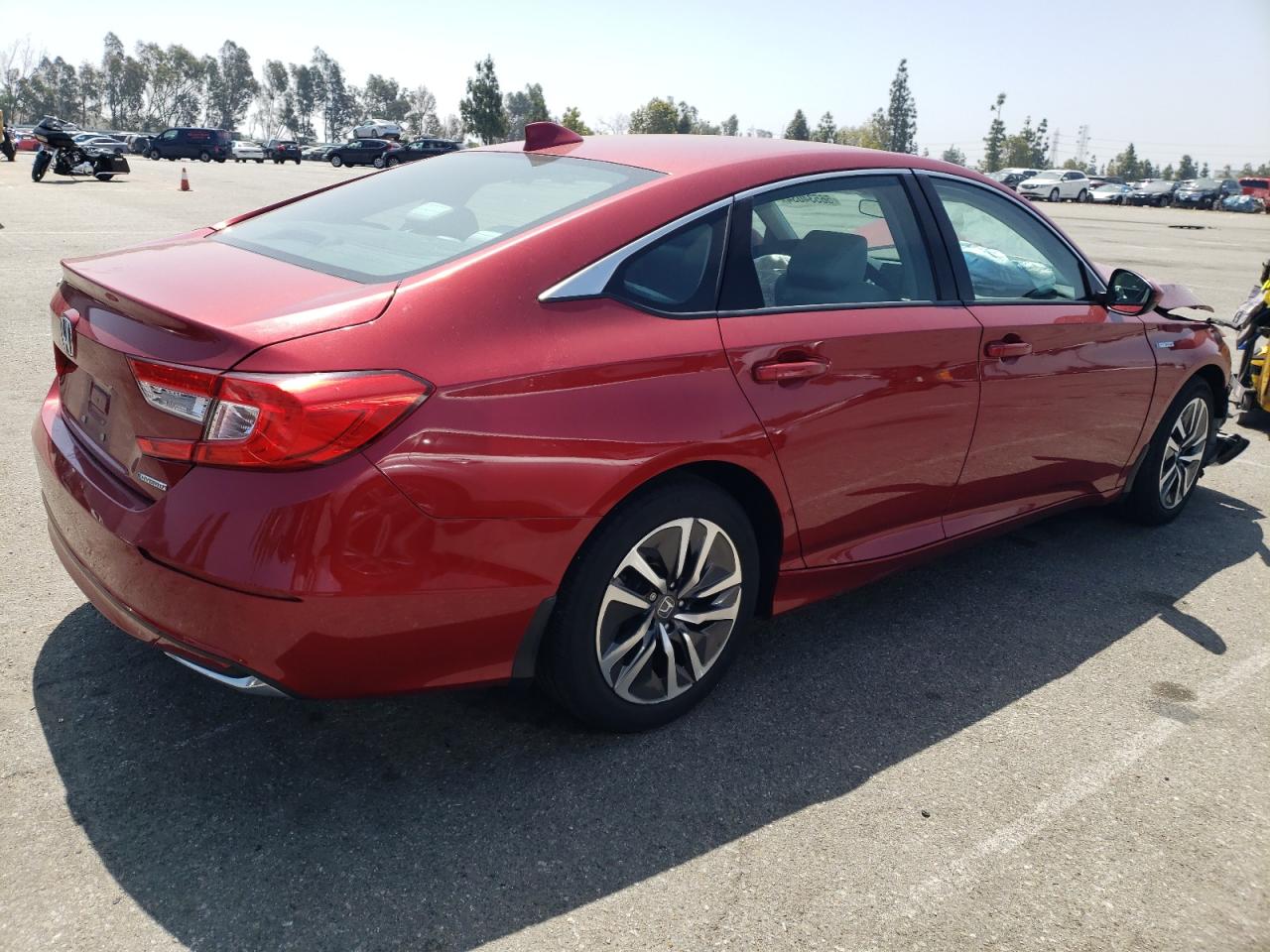 Photo 2 VIN: 1HGCV3F17MA004211 - HONDA ACCORD 