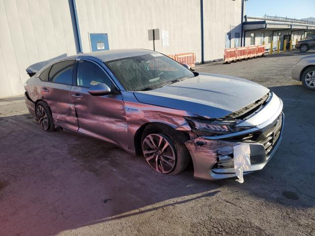 Photo 3 VIN: 1HGCV3F1XJA011116 - HONDA ACCORD HYB 