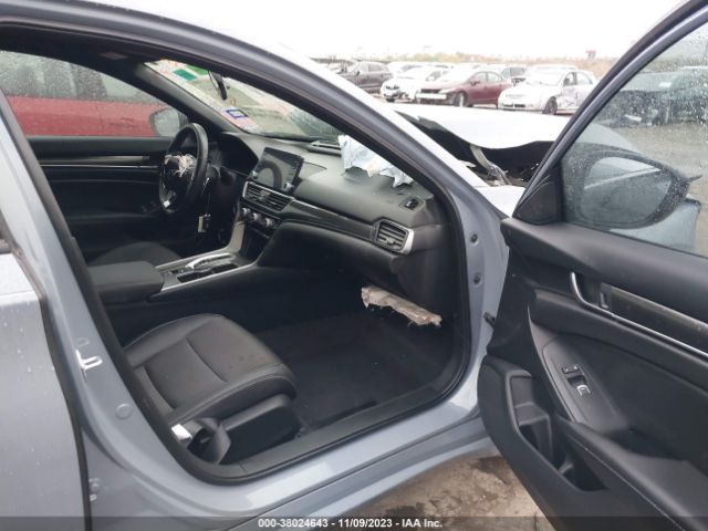 Photo 4 VIN: 1HGCV3F22NA045078 - HONDA ACCORD 