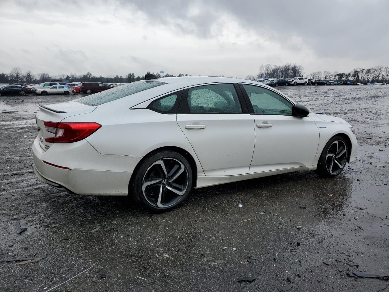 Photo 2 VIN: 1HGCV3F23NA001106 - HONDA ACCORD 