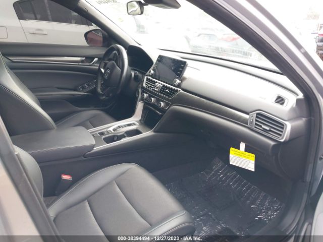 Photo 4 VIN: 1HGCV3F29NA044722 - HONDA ACCORD 