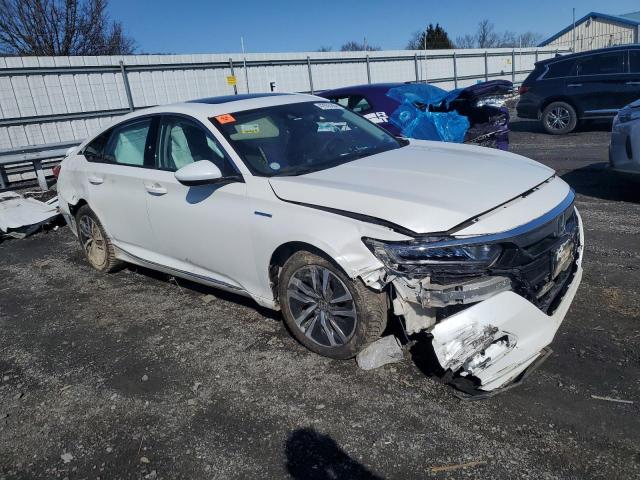 Photo 3 VIN: 1HGCV3F40JA015704 - HONDA ACCORD 