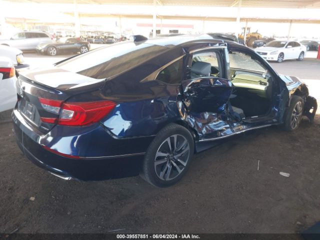 Photo 3 VIN: 1HGCV3F44LA007981 - HONDA ACCORD 