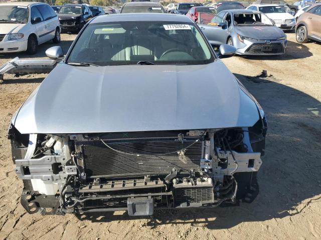 Photo 4 VIN: 1HGCV3F50KA007497 - HONDA ACCORD HYB 