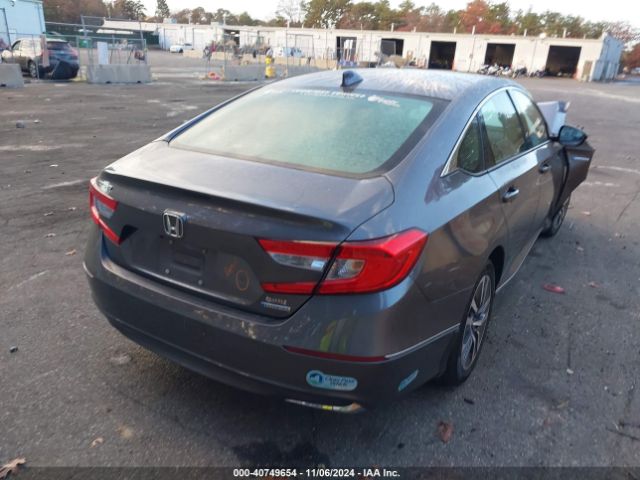 Photo 3 VIN: 1HGCV3F51JA007300 - HONDA ACCORD 